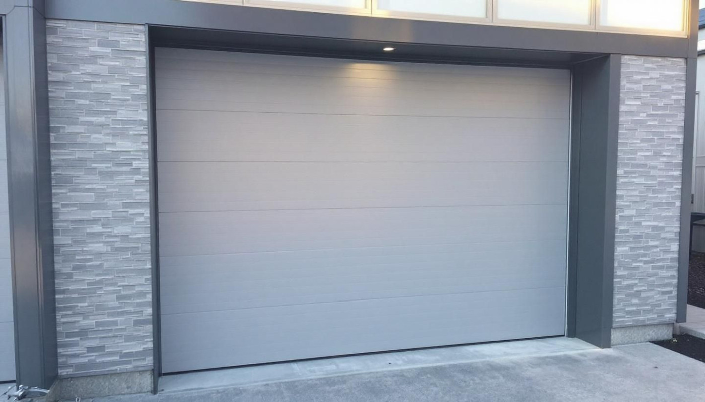 Les avantages d'un contrat de maintenance personnalisé pour vos portes de parking